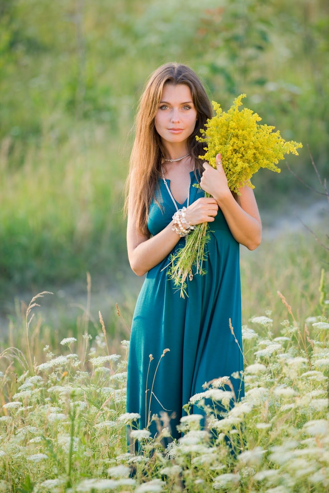 Slavic women in Singapore