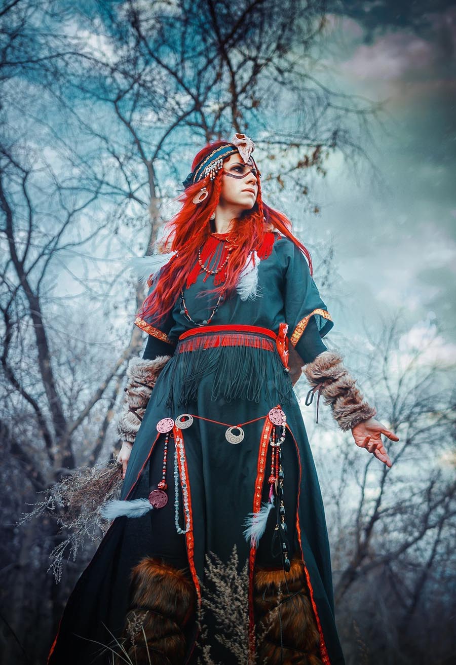 Take a pause and enjoy Girls in Slavic costumes — streaming from Singapore